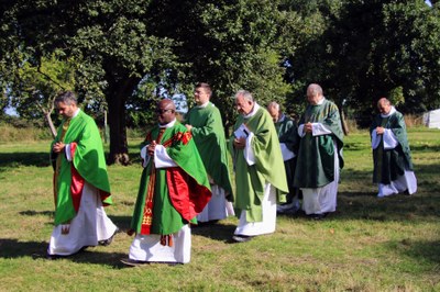 75bfc927 05b8 4bfa bf74 b5f6b55dcf11