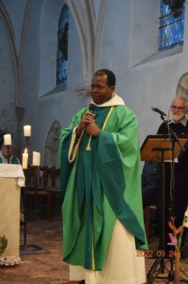 messe quatremare pere maurice baboumy (5)