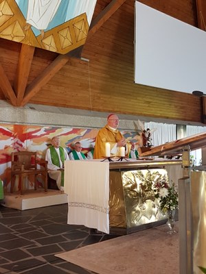 JubilairesPretresDiacresEvreuxjuin2018 (03).jpg