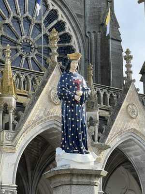 250501 Pèlerinage jubilaire normand à Pontmain (16)