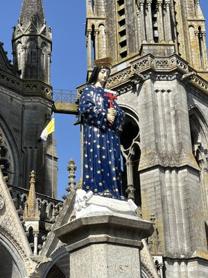 250501 Pèlerinage jubilaire normand à Pontmain (20)